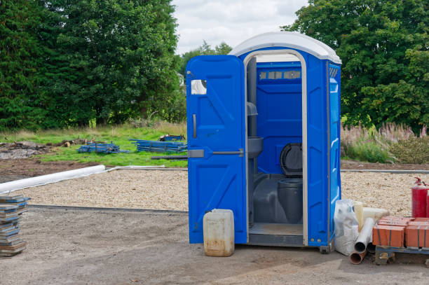 Best VIP or Luxury Restroom Trailers  in South St Paul, MN